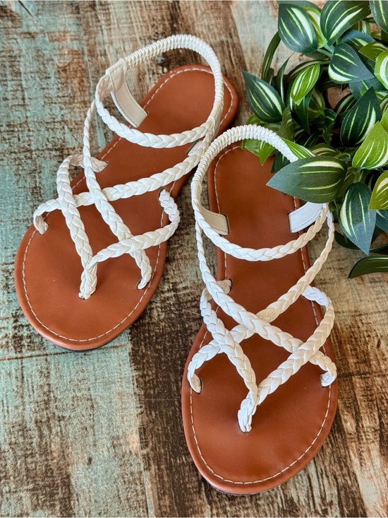 Source Unknown Shoes - Women’s Summer Strappy Flat Sandals | #A28